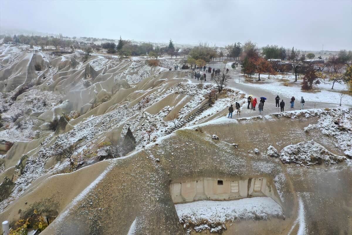 Mevsimin ilk karı düştü, ünlü vadiler gelinlik giydi 1